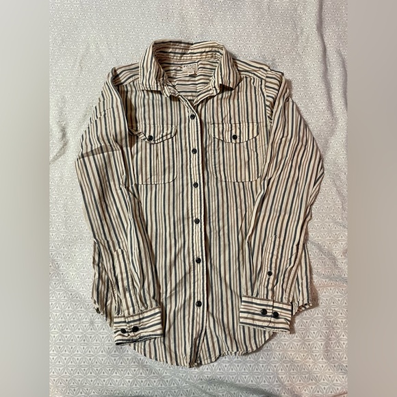 Filson Kadin Island Long Sleeve Shirt - Picture 2 of 5